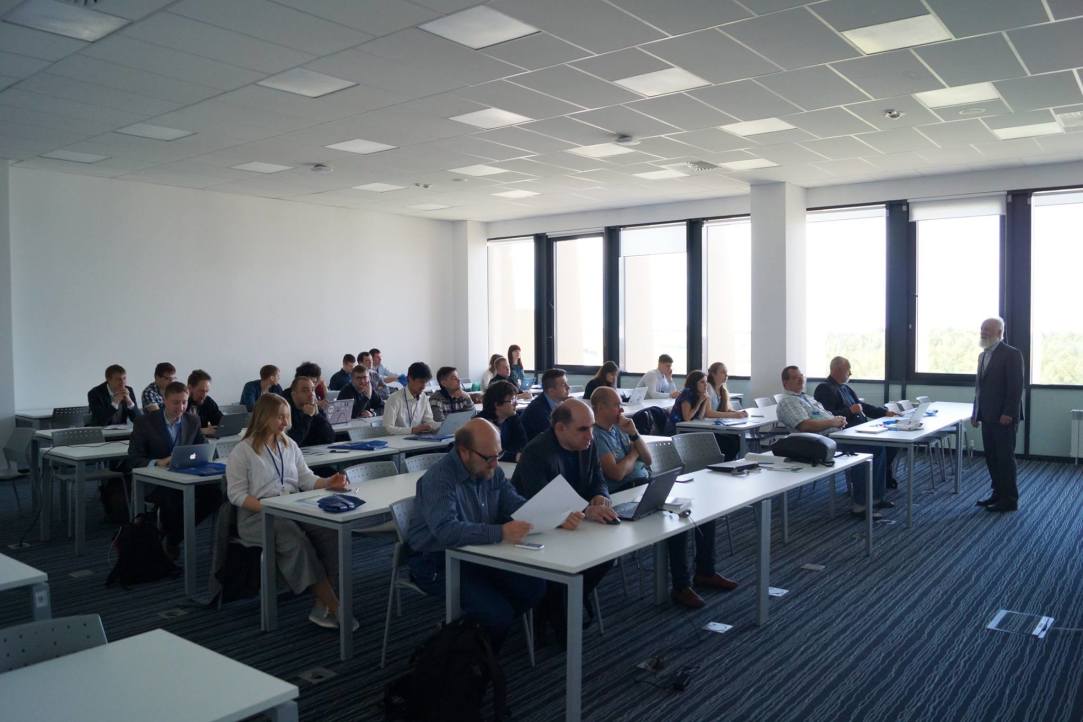Студенты факультета компьютерных наук приняли участие в конференции SYRCoSE