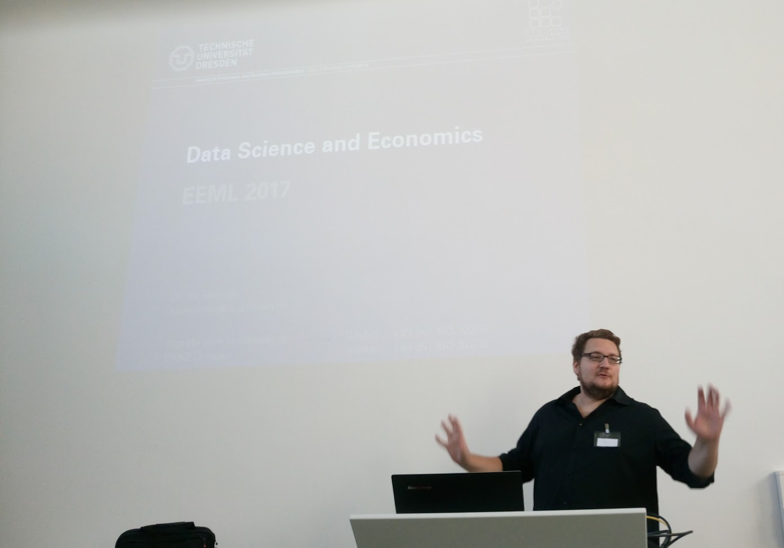 Fig. 2 Kai Heinrich is talking on the role of Data Science for Economics