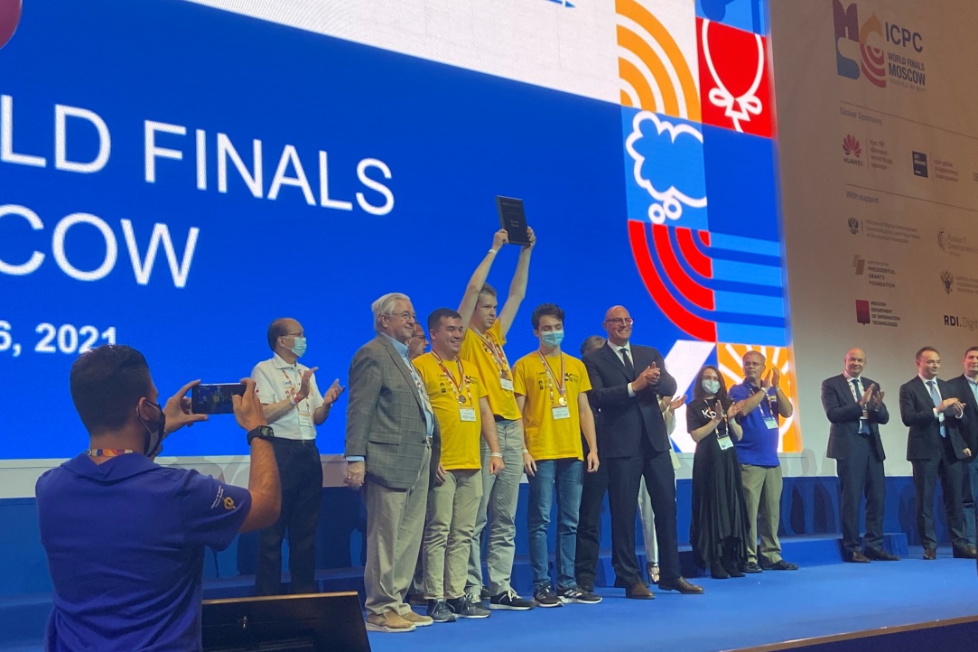 Студенты Вышки выиграли бронзу в мировом чемпионате по программированию