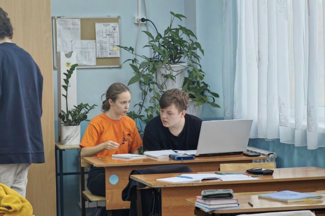 Иллюстрация к новости: Преподаватели ФКН провели математический интенсив в Волгоградской области