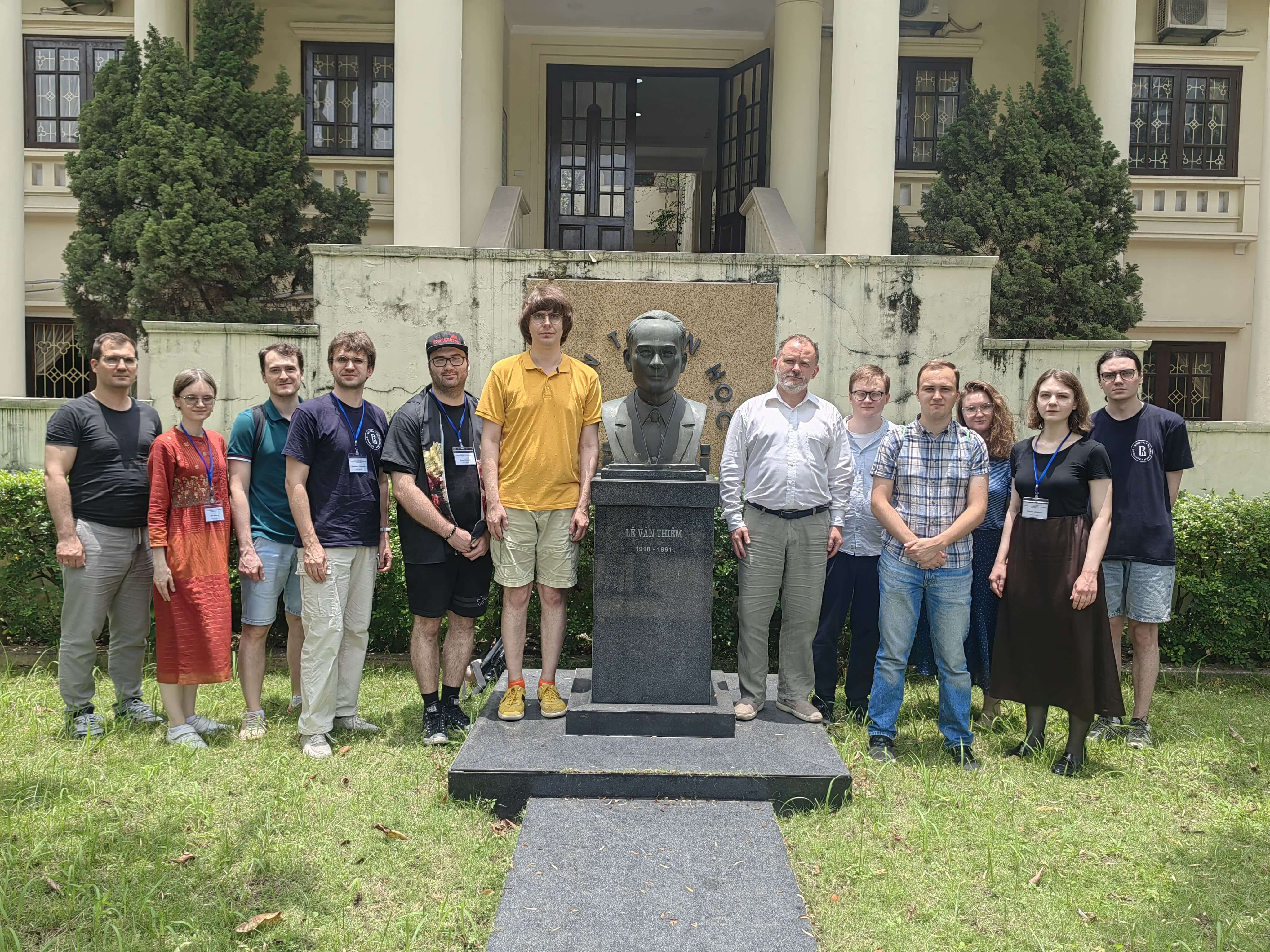 Сотрудники лаборатории на школе "Flexibility in Algebraic Geometry", Ханой, Вьетнам, май 2025 Сотрудники лаборатории на школе "Flexibility in Algebraic Geometry", Ханой, Вьетнам, май 2025